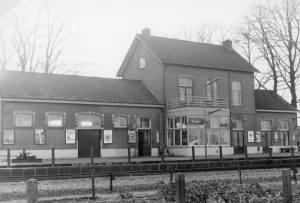 F0316 Station 1976
